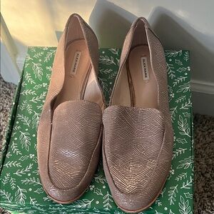 Alex Marie Woman’s Tan Loafers